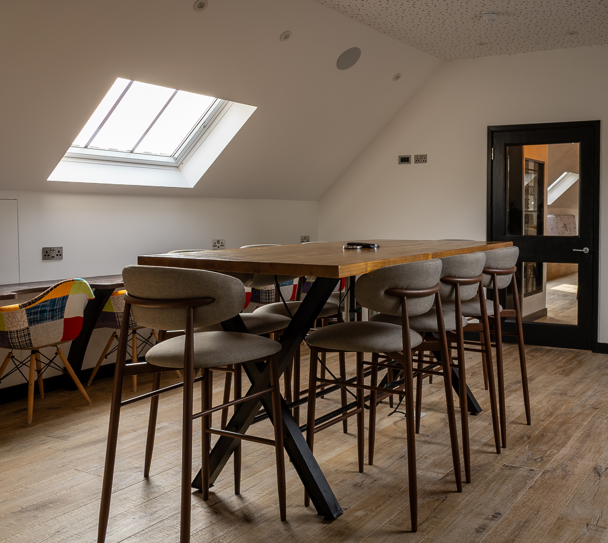 Workspace at Accrue Workplaces